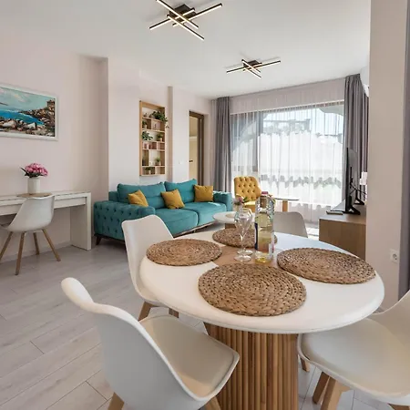 La View 2br By The Sea Ev Charger & Free Parking And Pool 公寓