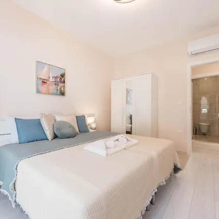 La View 2br By The Sea Ev Charger & Free Parking And Pool 公寓 *