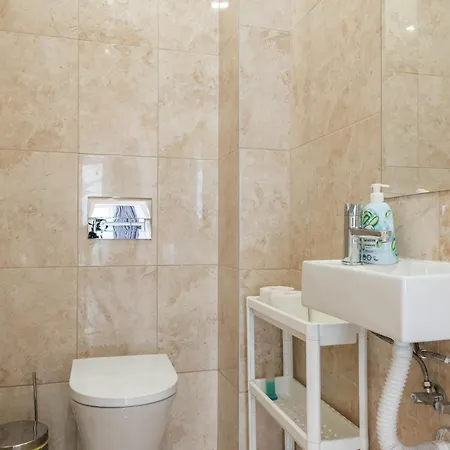 La View 2br By The Sea Ev Charger & Free Parking And Pool