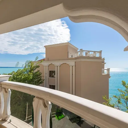 La View 2br By The Sea Ev Charger & Free Parking And Pool *