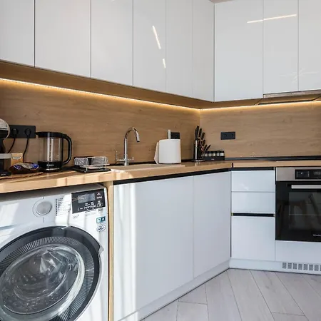 公寓 La View 2br By The Sea Ev Charger & Free Parking And Pool