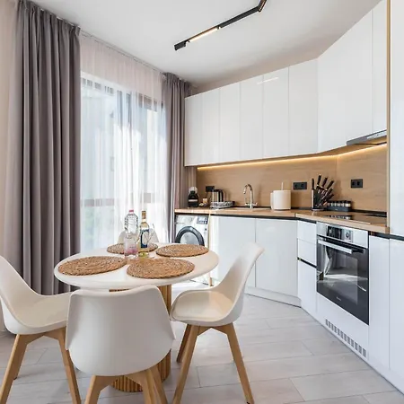 La View 2br By The Sea Ev Charger & Free Parking And Pool