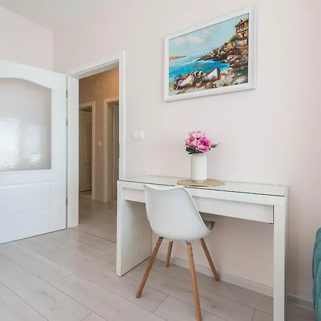 公寓 La View 2br By The Sea Ev Charger & Free Parking And Pool *