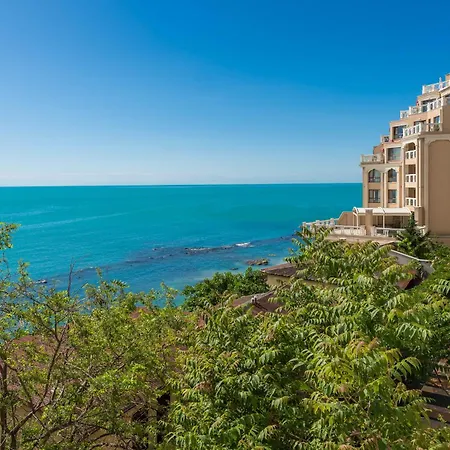 La View 2br By The Sea Ev Charger & Free Parking And Pool